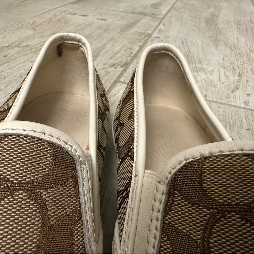 COACH women’s Chrissy style, signature logo Slip-On Canvas Shoes, size 10 - Picture 10 of 11